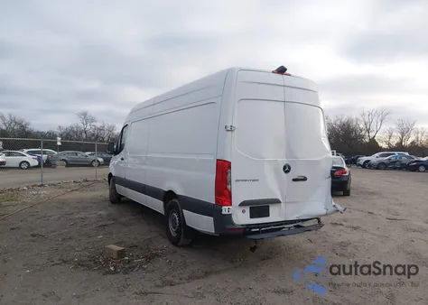 2020 Mercedes-Benz Sprinter 2500 High Roof V6 z USA, uszkodzony, nr VIN W1W4ECHY7LT037049